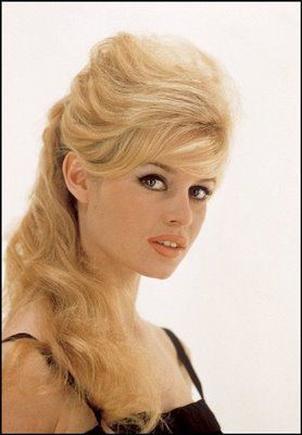 1958-robe_noire-par_Tikhomiroff-050-1