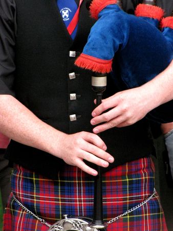 09_08_04_Methill___District_pipe_band___09
