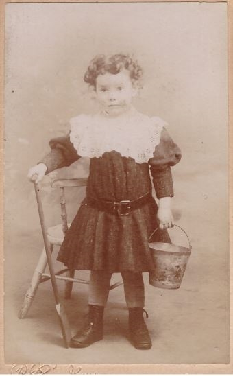 1904 Louise Queffelec soeur de Henriette