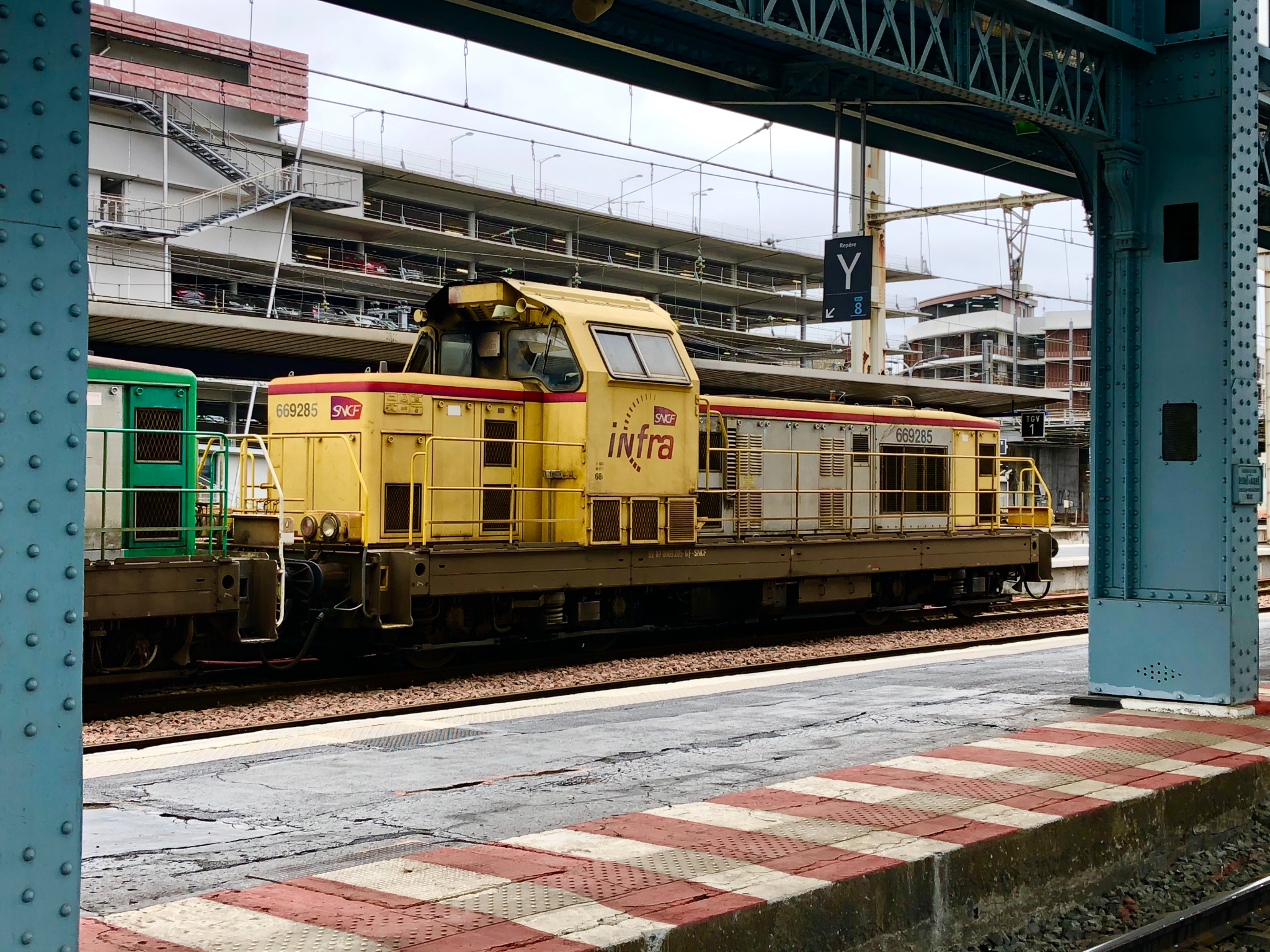 BB 69285 en livrée infra, Bordeaux