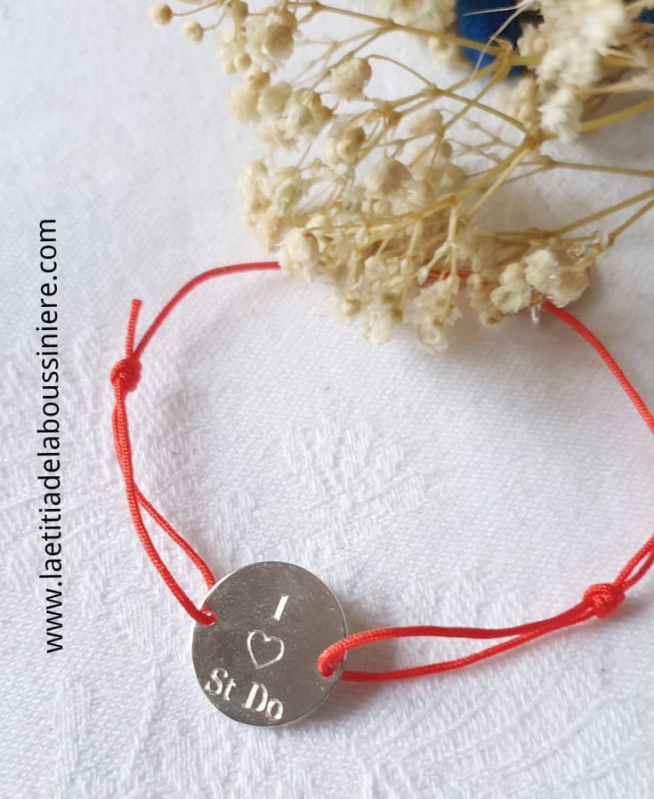 Bracelet médaille plate 15 mm I love Saint Do monté sur cordon fin