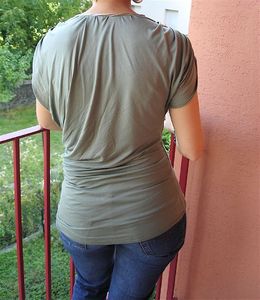 aude-top-kaki-dos