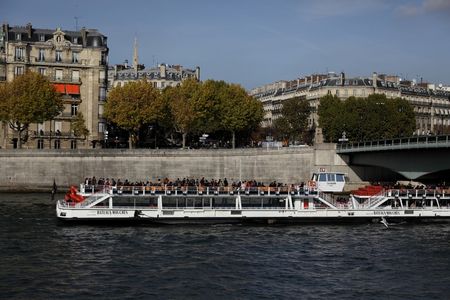 Paris_Bateau_mouche