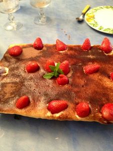 TIRAMISU AUX BANANES FRAISES CHOCO