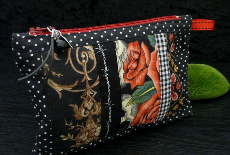 trousse_skull_dentelle_fond_rouge (4)