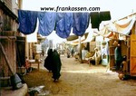 Drying_Burkhas_in_Kandahar