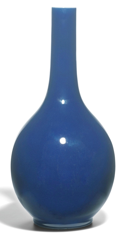 A blue-glazed bottle vase, Qianlong seal mark and period (1736-1795)