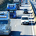 Prix des carburants: les transporteurs <b>routiers</b> rouennais commençent à se mobiliser...