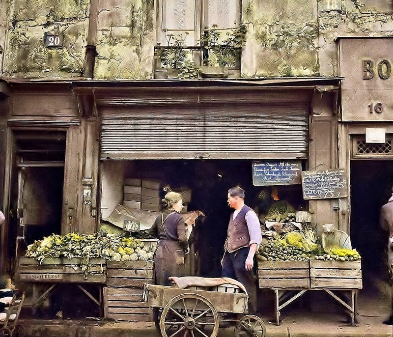 Images d'autrefois-Boutique fruits & légumes1946