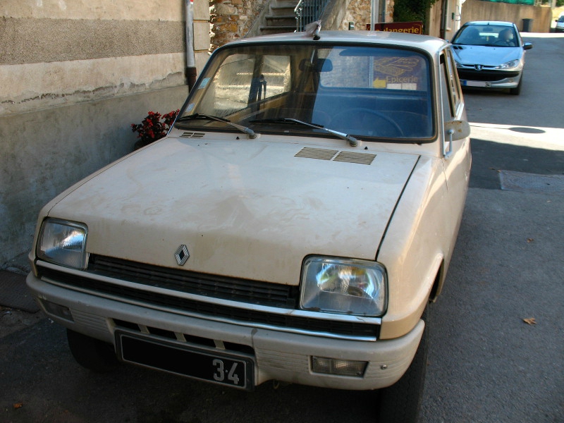 Renault5av1