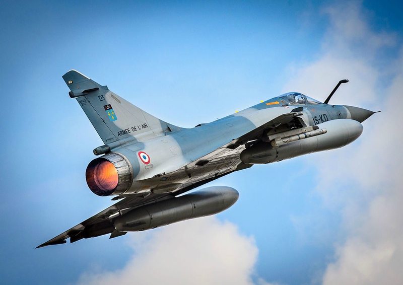 French_Air_Force_Dassault_Mirage_2000C_take_off_from_RAF_Brize_Norton