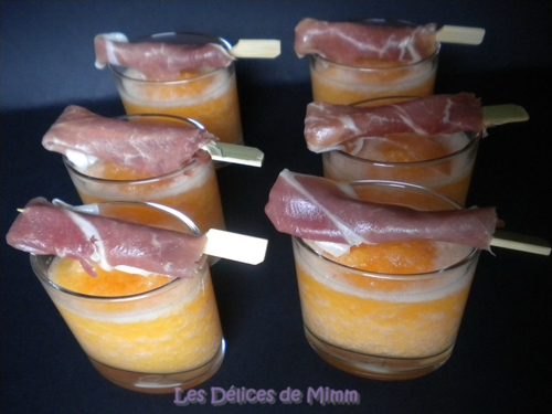 La verrine soupe de melon au Porto et au jambon de Parme 3