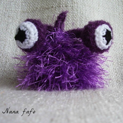 globinours-violet-porte-cles-crochet