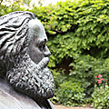  Une photo avec <b>Karl</b> Marx