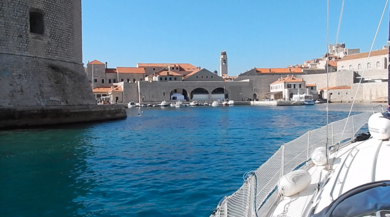 Dubrovnik l'entrée du port médiéval 160217