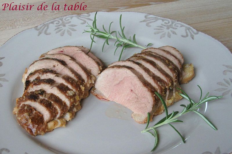 Magrets de canard en croûte de sel au romarin