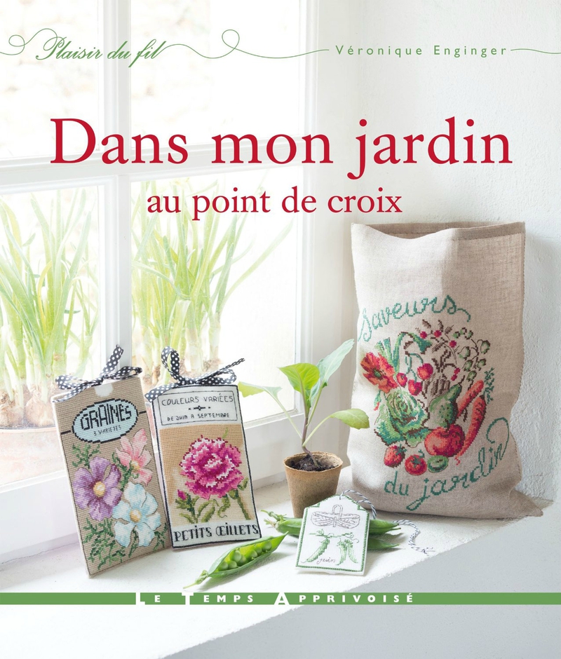 Veronique-Enginger---Dans-mon-jardin-au-Point-de-croix--1-