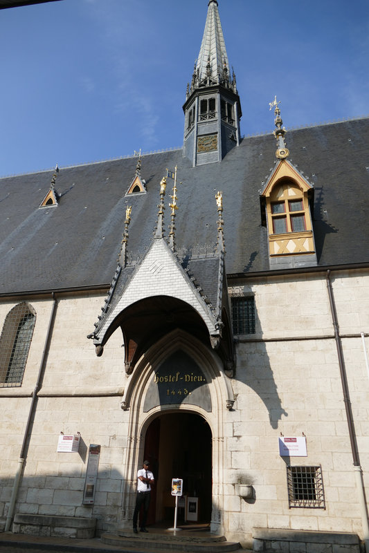 07 05 HOSPICES BEAUNE (1)