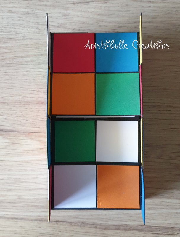 Carte sans fin anniversaire Rubik's cube -ouverte