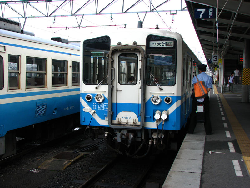 JRキハ54 (54-8) 松山駅