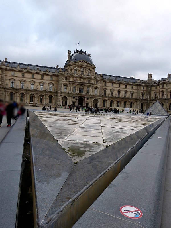 grande cour du Louvre Noel 2015