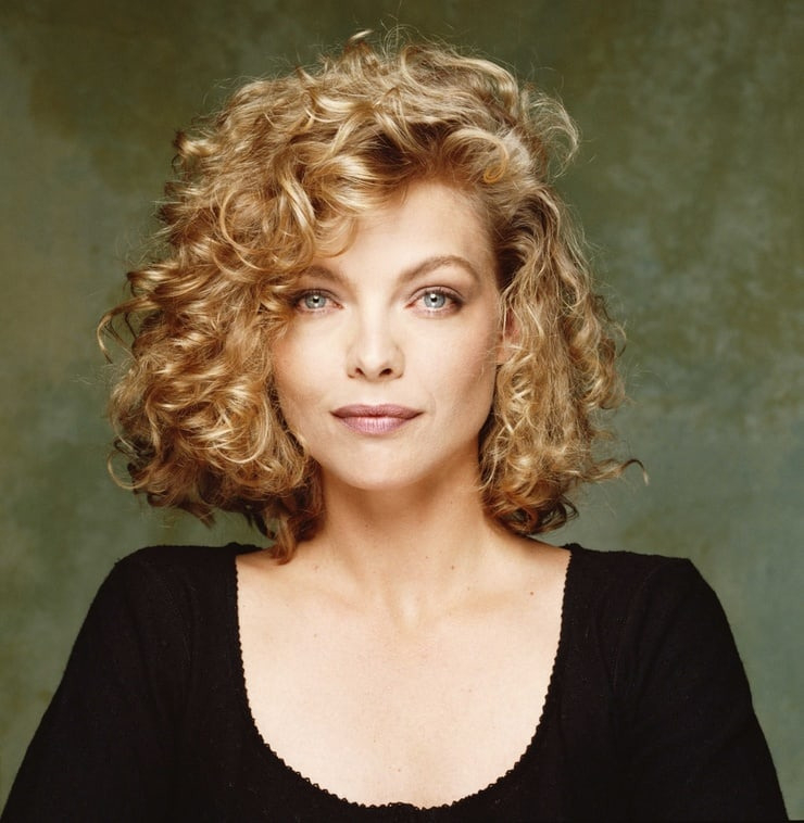 1988-michelle_pfeiffer_by_terry_neill-1-1