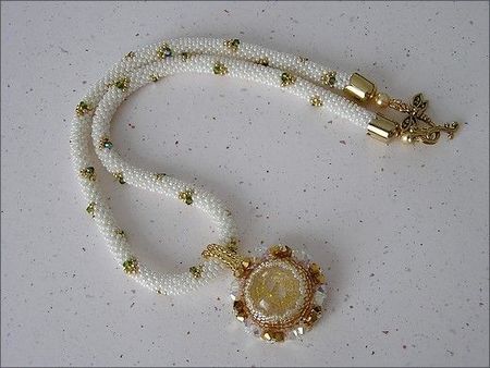 collier_moana_2010