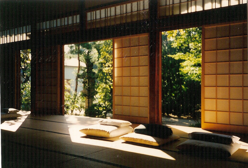 Kaizen-ji 1995-11 02 le zendo