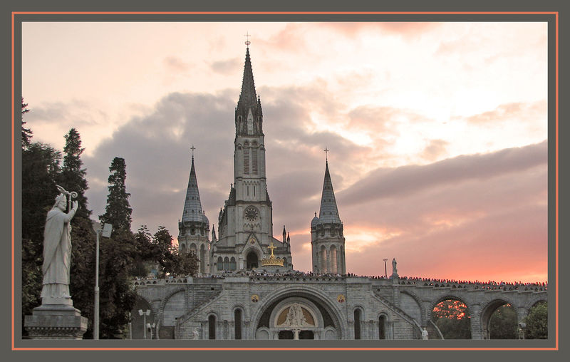 Lourdes, la Basilique de l'Immaculée Conception