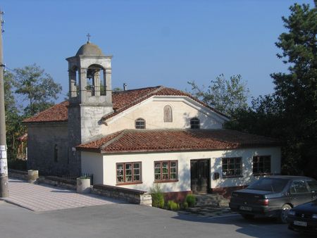 Kavarna-church-mihalorel