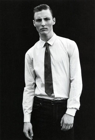 Matthew_Brookes_for_GQ_Style_Italy_MaleModelSceneNet_04a