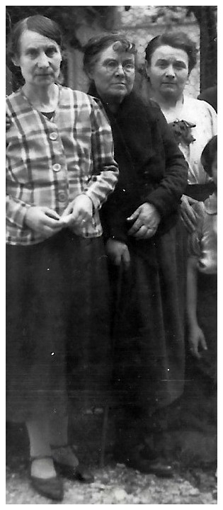 Gabrielle, Camilla, Blanche aout 1939 Montaigu