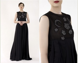 Sum2006_robe_noire_lune18