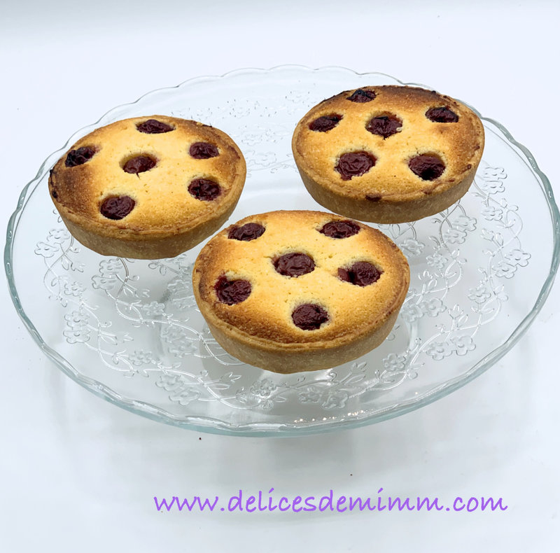Tartelettes à la frangipane et aux cerises