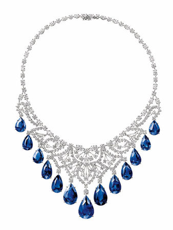 biennale_harry_winston_sapphire_and_diamond_cascading_drop_necklace