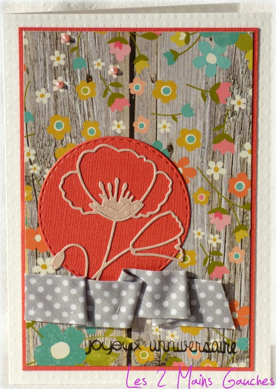 carte d'anniversaire féminine avec ruban et coquelicot