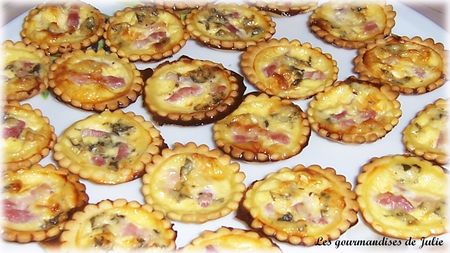 Mini-quiches à la fourme d’Ambert recettes plats Tournedos sauce roquefort (fourme dambert)