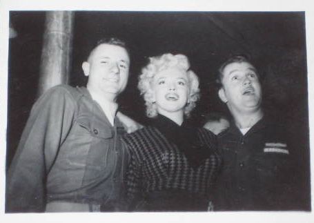 1954-02-16-5_after_perform_7th_infantery_division-3-1