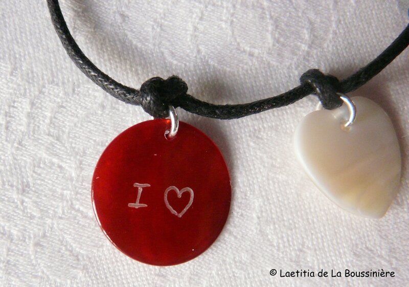 Bracelet Déclaration d'Amour (sur lien de coton) détails