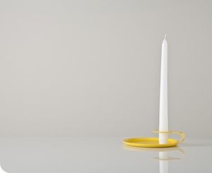 yellow_candle_holder