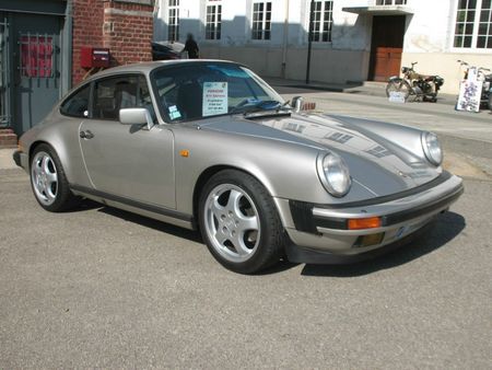Porsche911Carrera3-2av1