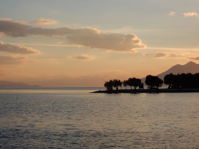 Lever de soleil sur la baie d'Epidhavros 281018 DSCN8514