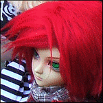 a_poup_e_cheveux_rouges_150