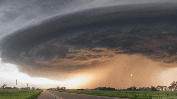 supercell-thunderstorms-animated-1