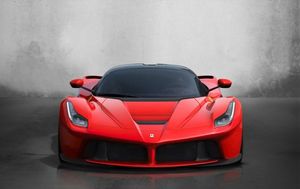 LaFerrari - vue de face (1)