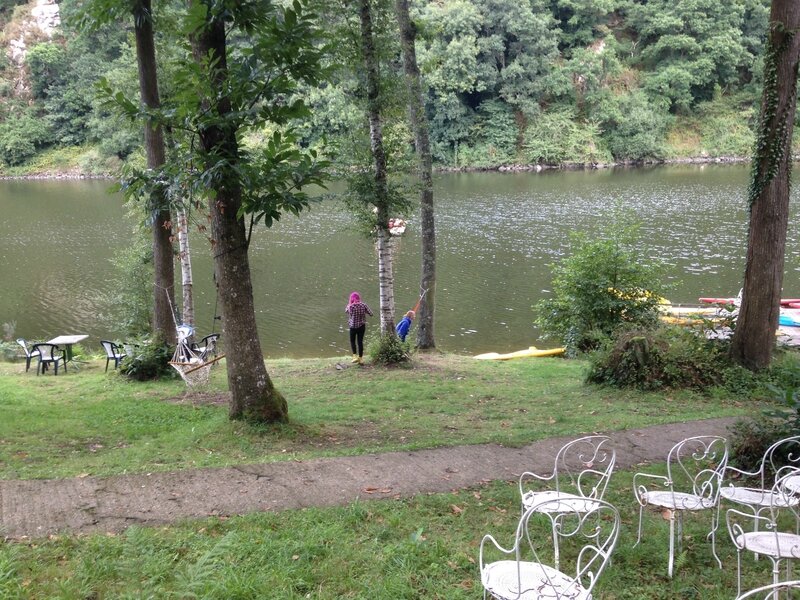 l'Autre Café bar brocante lac Roche-qui-Boit Saint-Laurent-de-Terregatte pédalo