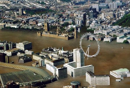 Londres_sous_les_eaux_inondations_2012_neptune_6