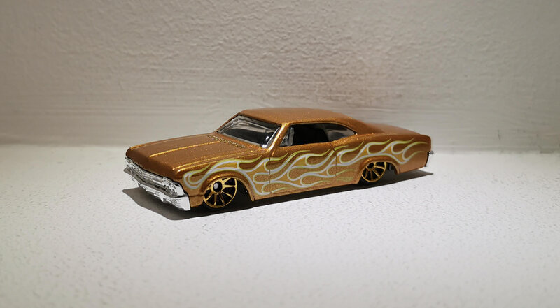 Chevrolet Impala de 1965 (Hotwheels)