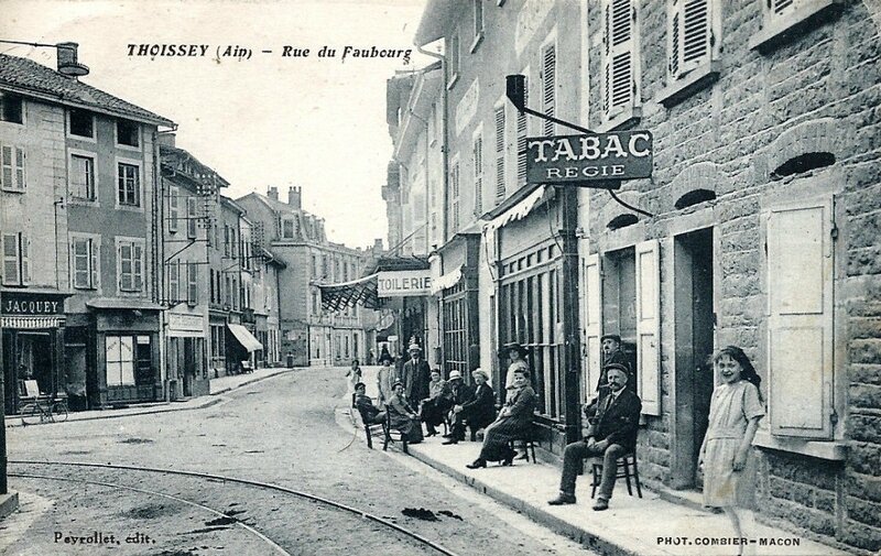 thoissey rue faubourg tram