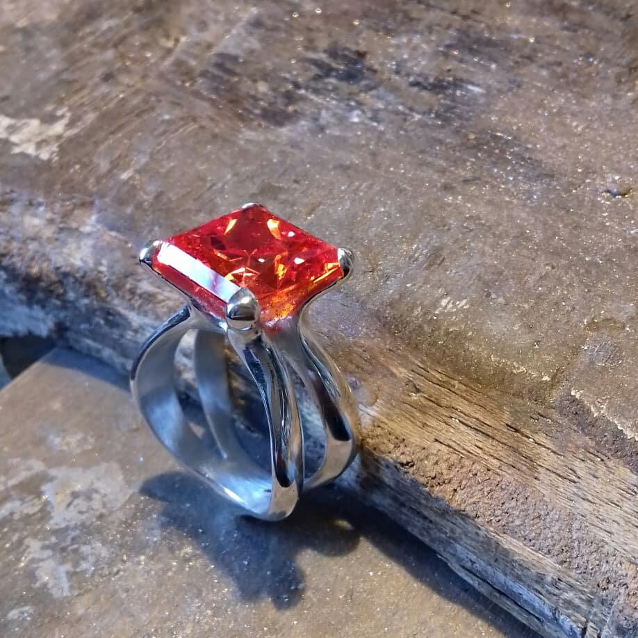 bague serti et fini